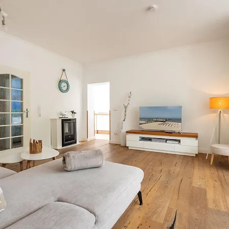 Li - 01 Herzmuschel * Sellin (Rugen)